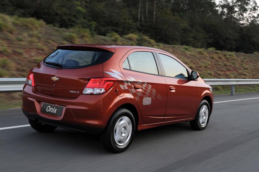  Chevrolet Onix 2012 года  (фото 81 из 113)